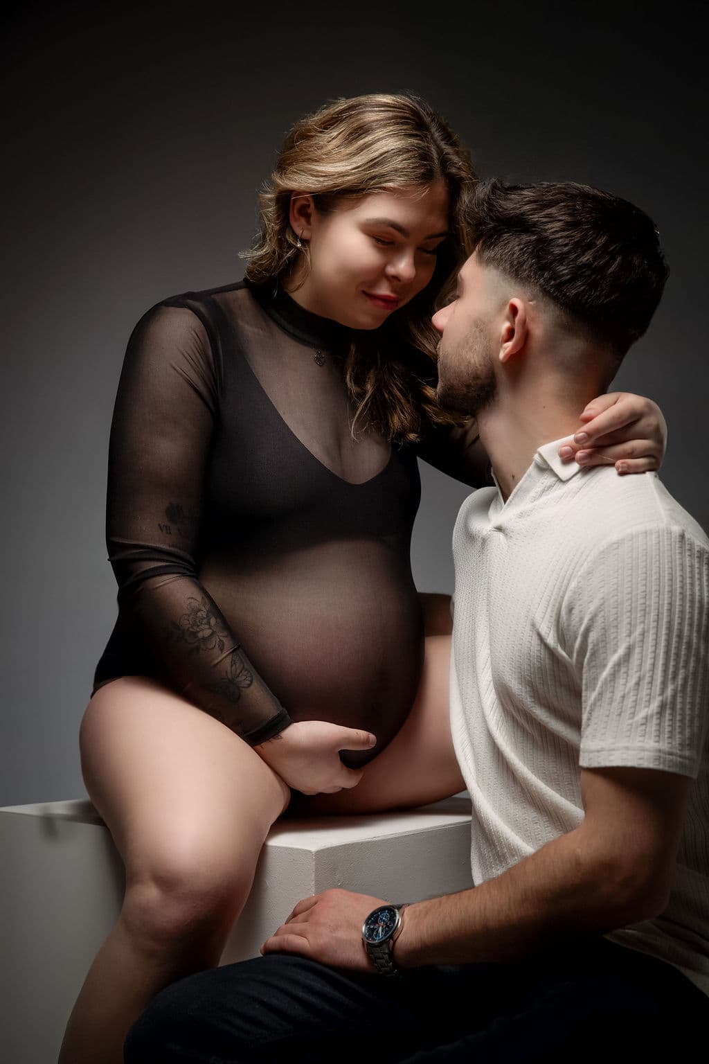 Dramatic maternity studio session